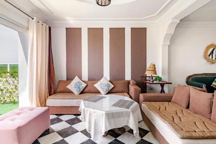 Ocean Breeze ,See View Apartment L'Oasis Buitenkant foto